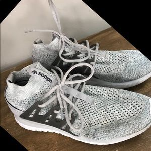 Adidas men’s sneakers. tubular nova BB8410
